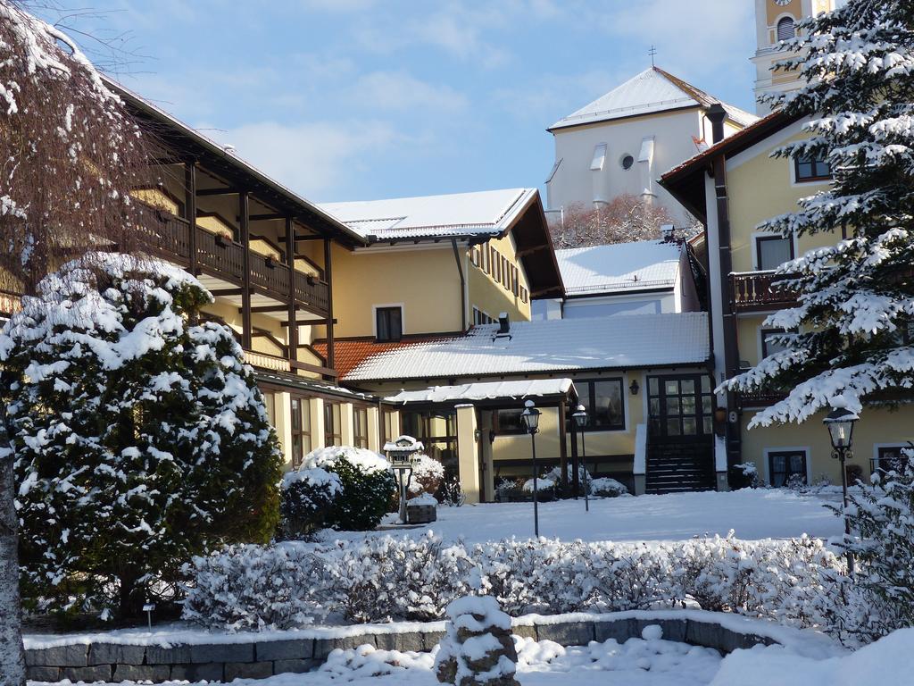 Graefliches Hotel Alte Post Bad Birnbach Exteriör bild