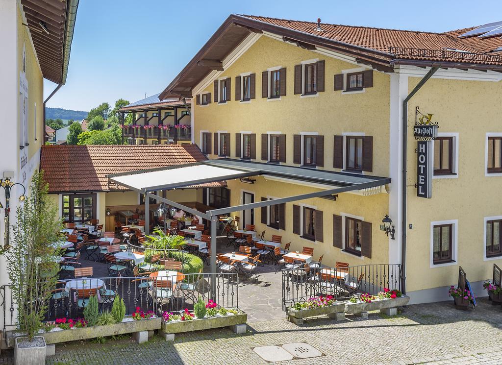 Graefliches Hotel Alte Post Bad Birnbach Exteriör bild